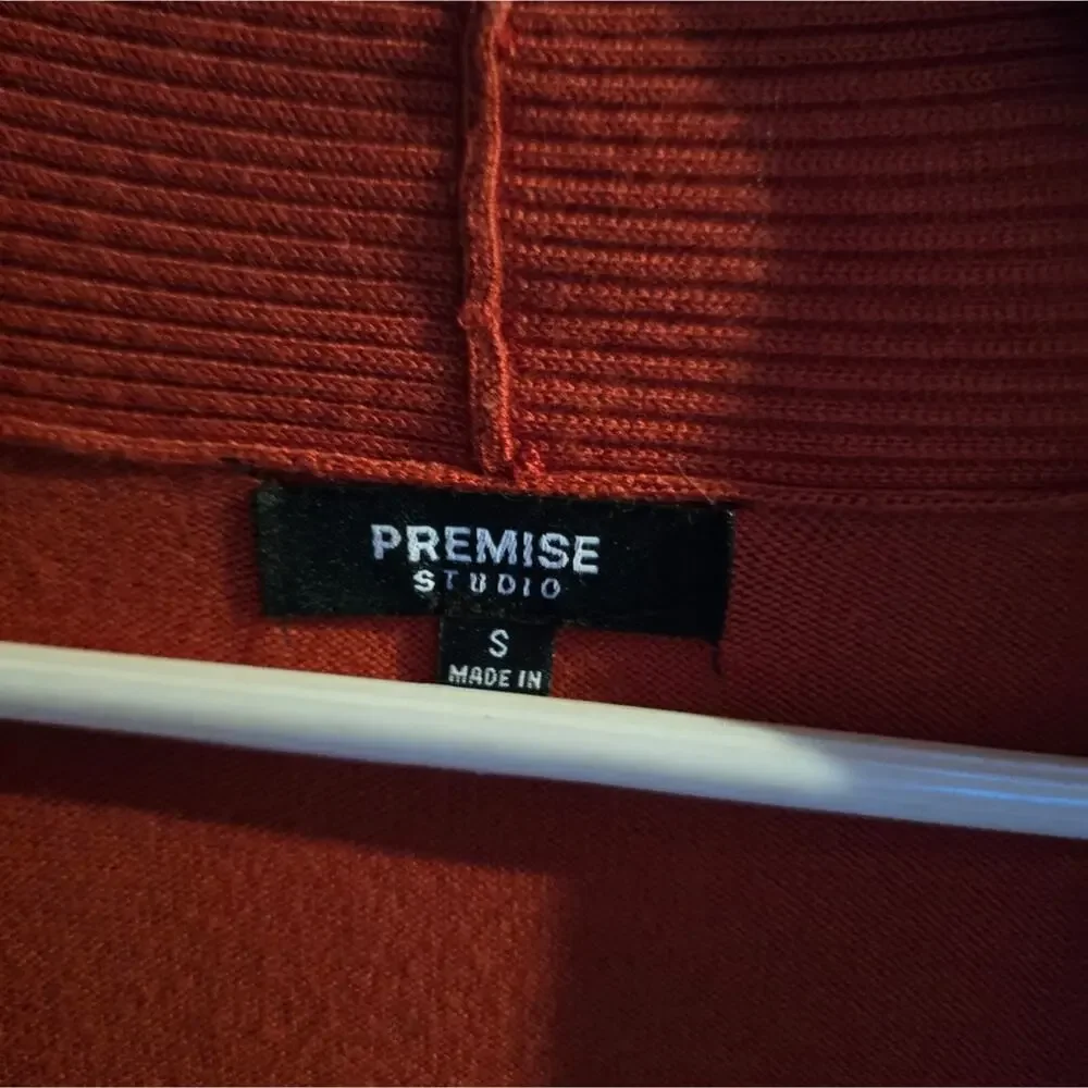 Women's Cardigan sweater size small, burnt orange - Picture 2 of 7